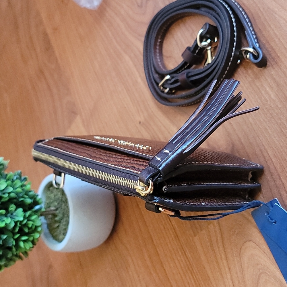 DOONEY & BOURKE Gingy Embossed Leather Crossbody Bag - Picture 6 of 12